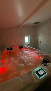 Home cinéma jacuzzi - 3
