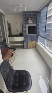 Meia Praia - apartamento com sacada ampla e churrasqueira, próximo a praia e a avenida principal. - 3