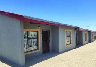 Comfortable 2BR Stay Near Maseru Private Hospital - 5