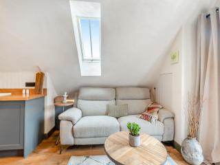 Flat 2 - Uk49045 - 3