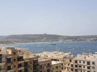 Sea View Apartment in Sea Breeze Court - 4