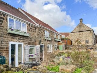 Holly Cottage - 5