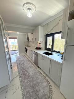 Pearl Mansion-2 Sea View 3BR Duplex Villa, Near Seaside in Cunda - 1