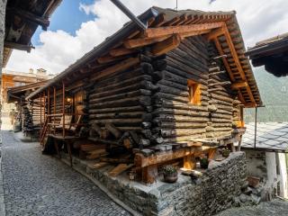 Alpine Majestic Rascard - Unique Mountain Experience with Balcony and panoramic views - 9