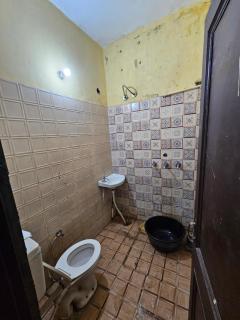 1 bhk but space of 2bhk kothi - 1