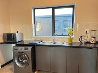 Executive Luxury Apartment with River View - 2