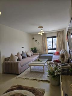 شاليه فى منتجع زهرة الساحل الشمالى مجهز بالكامل مع سطح خاص Spacious Chalet with private Rooftop in Zahra North Coast - Alamein - Sidi Abdelrahman - 3