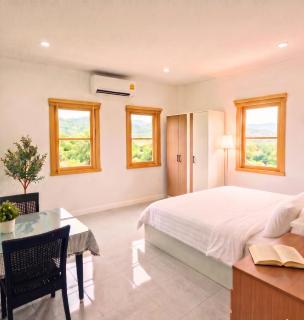 Central Patong 2-Bedroom Home Near Jungceylon - 8