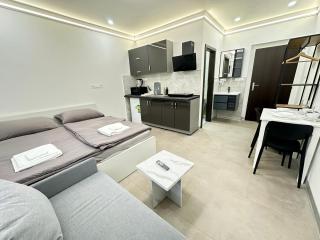Happy House Apartments free parking - 9