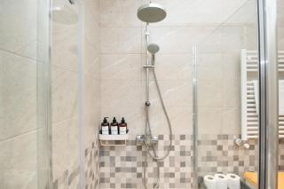ProRealty- stunning 2Br apartment with great view - 1