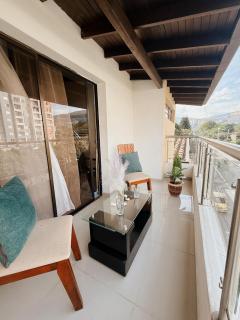 Spacious for Groups, Just Steps from the Stadium - Laureles - 2