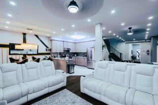 4 Bed 4 Bath Home in Prime Niagara Area 2700 sqf - 5
