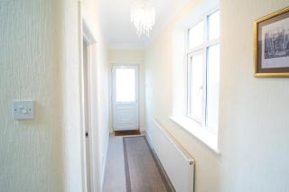 Det 3 bed house 2 mins to Lord St, 2 miles to Royal Birkdale Golf Club - 9
