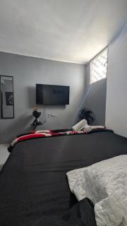 King's Apartments 402 - 5