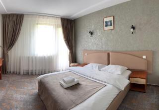 Rotonde View - 1