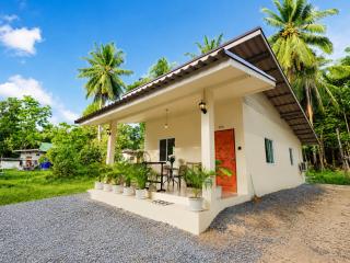 Casa Alma - 2BR - 3 min ZenBeach - Garden View - 0