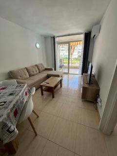 Cozy Apartment with Pool at 5 Min to Beach - 3