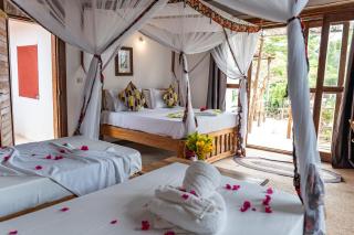 Tunu Beach Zanzibar - 1
