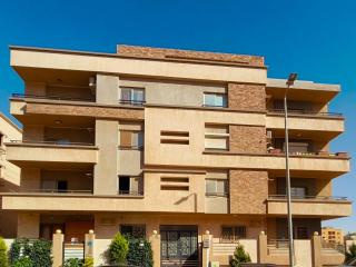 Luxurious Apartment in New Cairo Near AUC - 8