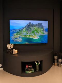Scenic Lofoten Fjord View Apartment Aurora & Midnight Sun - 8