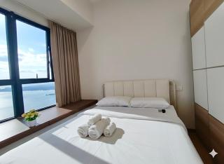 2 Bedroom Garden and Sea View - 8
