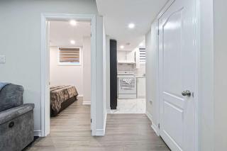 Bright Basement Suite w Parking near McLennan Park - 3