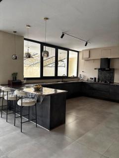 فيلا هادئة بتصميم مودرن حديث ومعاصر - 3