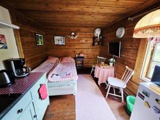 Romantic Countryside Sauna Cabin near Lake Päijänne -  - 8