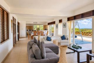 Hilltop Villa with great views out to sea - Villa Cadasse villa - 8