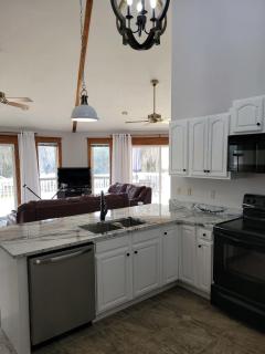 Best Waterfront Scalloping Fishing Paradise-Game Room-WIFI- New Dock! - 6