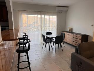 T2 climatisé 52 m2 avec terrasse et belle vue du mont Combani - 1