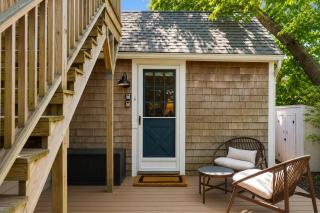 Charming Private Cottage w/ Deck, Murphy Bed - 8