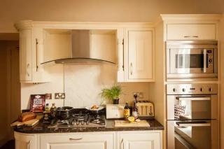14 Wolfe Tone Square 5 Bed Townhouse Bantry - 7