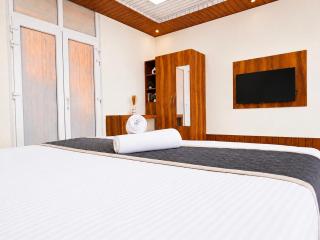 SS Luxury Comforts - Twin Sharing - 8