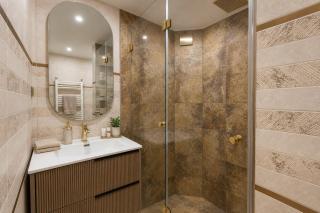 Mountain View Apartment - 1