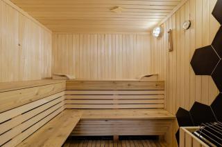 The Luxe Lodge Escape - 9