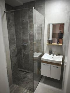 Skopje city center apartment with private parking - 1