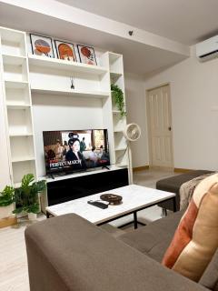 Breezy 1BR Near BTS Udomsuk - 7