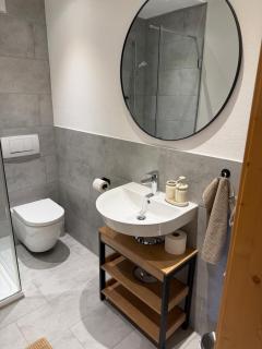 falternhof apartment - geschichte trifft auf design - 3