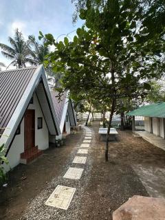 CMZ Cottage Resort - 3