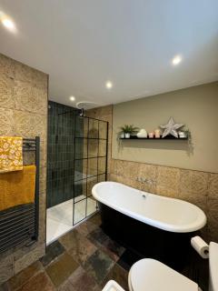 Vale View Cottages - The Stables - 8