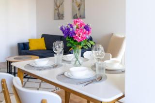 Warsaw Airport Apartment - Balcony & Parking - by Rentujemy - Varsovia - 6