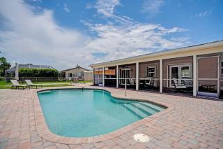 3BR Pool Villa on Golf Course Huge Yard & Games - 3
