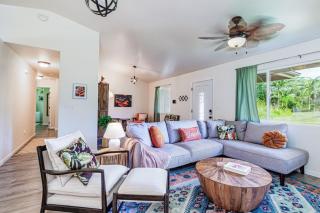 Peaceful Petfriendly Paradise Home with AC - 9
