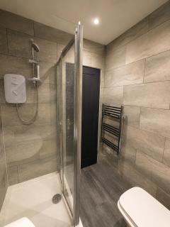 1 Bedroom Luxury Serviced Flat, 24hr Check in WiFi Netflix Washer Fully Equipped - 5