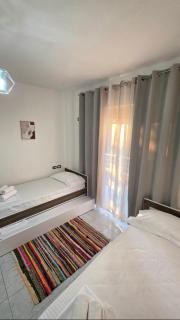 Rigi's Guest House - 4