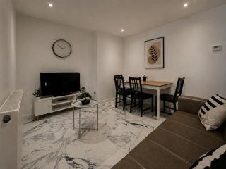 Superb 4BR townhouse in Stockwell - 5