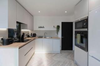 3 Bed - Nr Edinburgh - Free Parking -Garden -Wi-Fi - 7