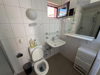 4-Bed Apartment Central Zurich - 1