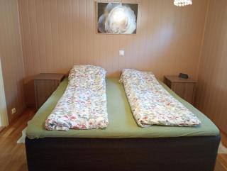 Stort hus med 4 soverom til leie i vakre Åna Sira minimum 5 netter leie - 9